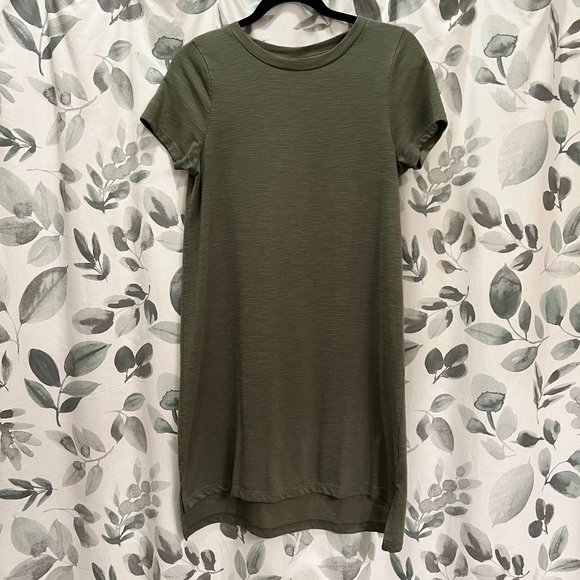 Mossimo Women’s T-Shirt Army Green Dress Medium - Picture 1 of 2